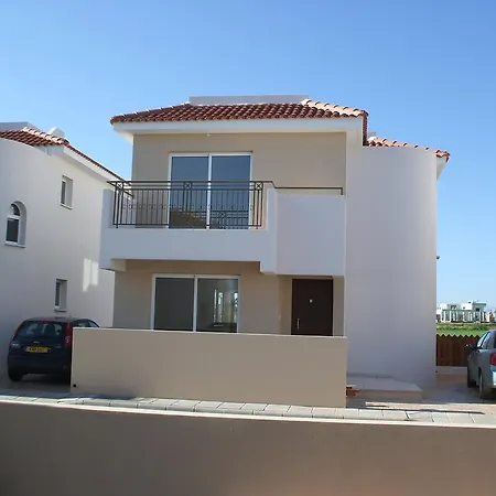 15 Chara Cynthiana Villa