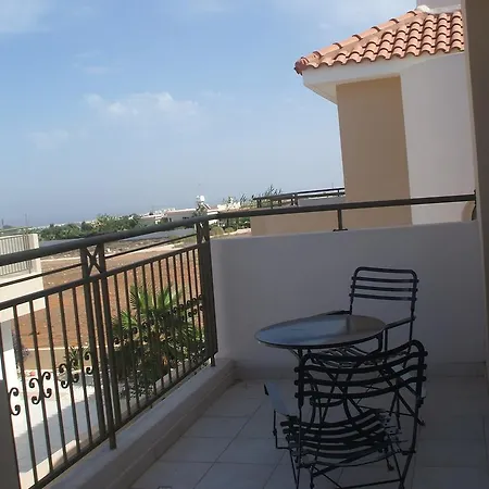 Villa 15 Chara Cynthiana *